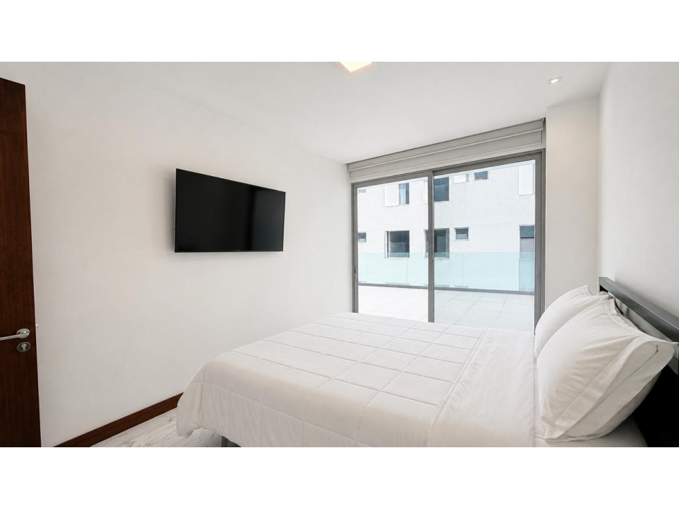 Suite de Lujo, González Suárez, 63 m2, terraza 37 m2, piscina, gym