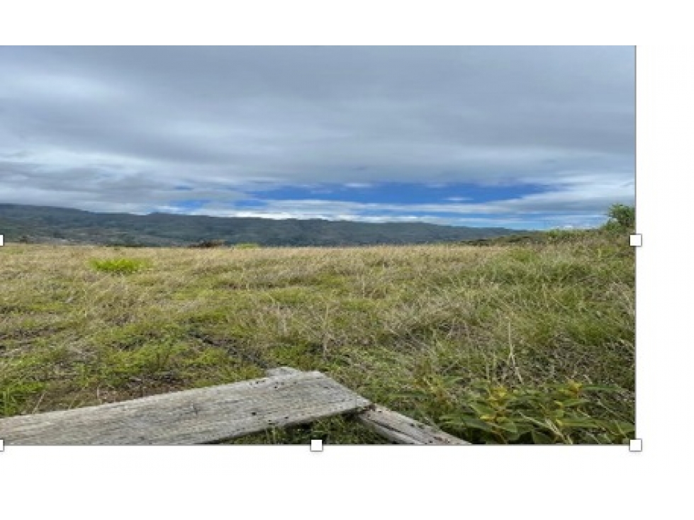 Loja ,parroquia Taquil Terreno en Venta, 5441 m2 Esquinero - 2