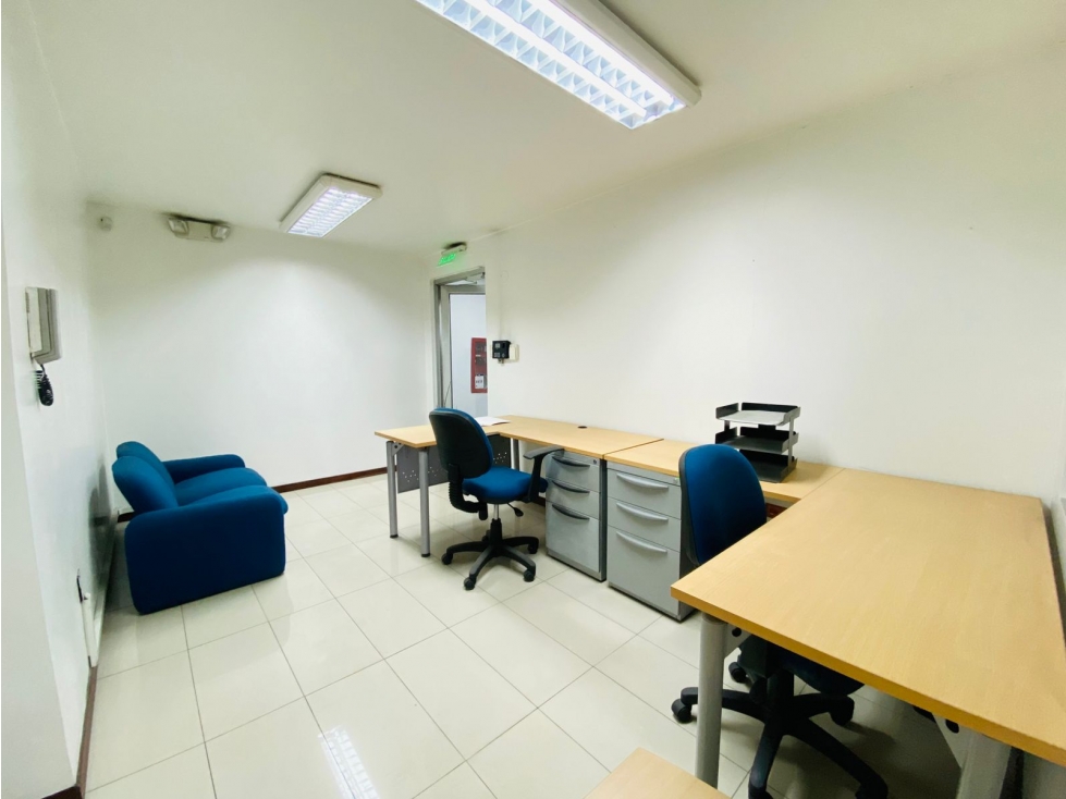 Iñaquito, Oficina en Venta, 139m2, 8 Ambientes — foto 3