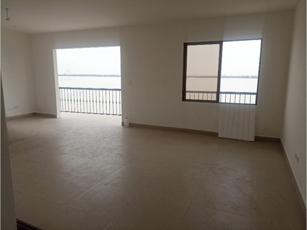 Samborondón, Hermosa Casa en Venta, 600m2 — foto 2