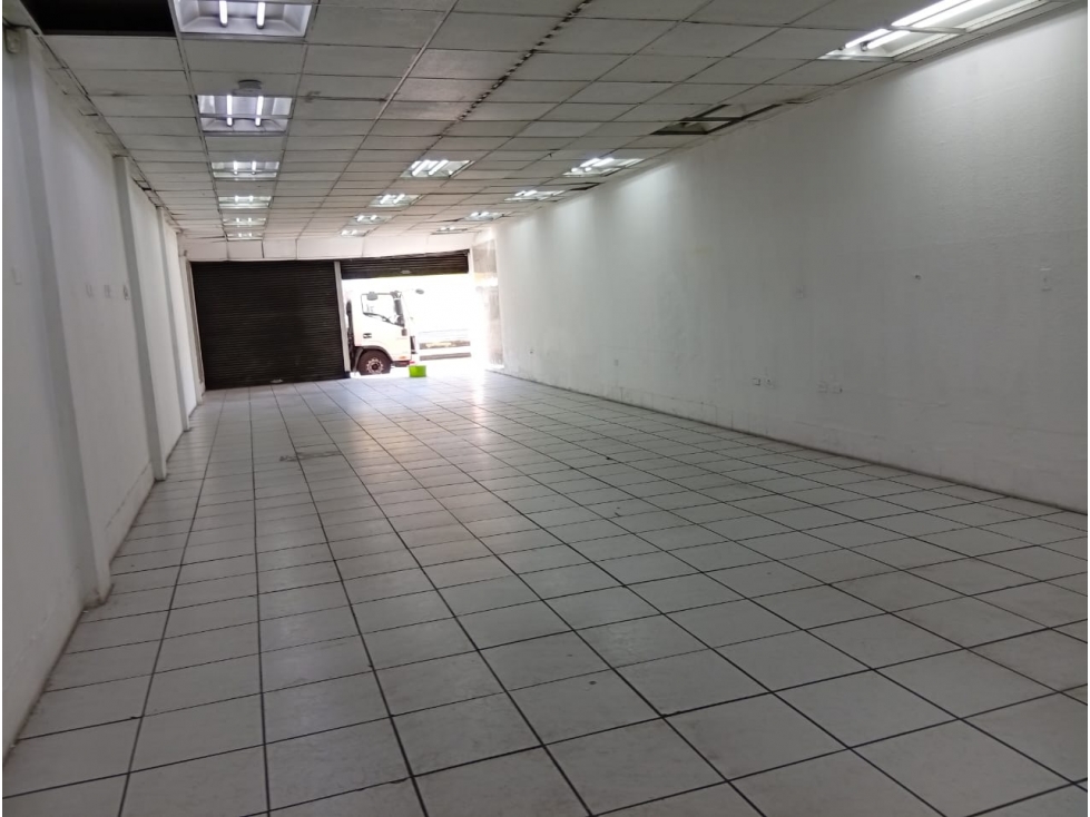 Villaflora, Local Comercial en Renta, 150m2 - 5
