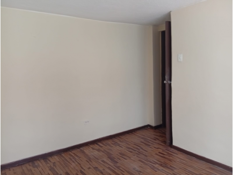 Rumipamba, Oficina en Renta, 100m2 - 6