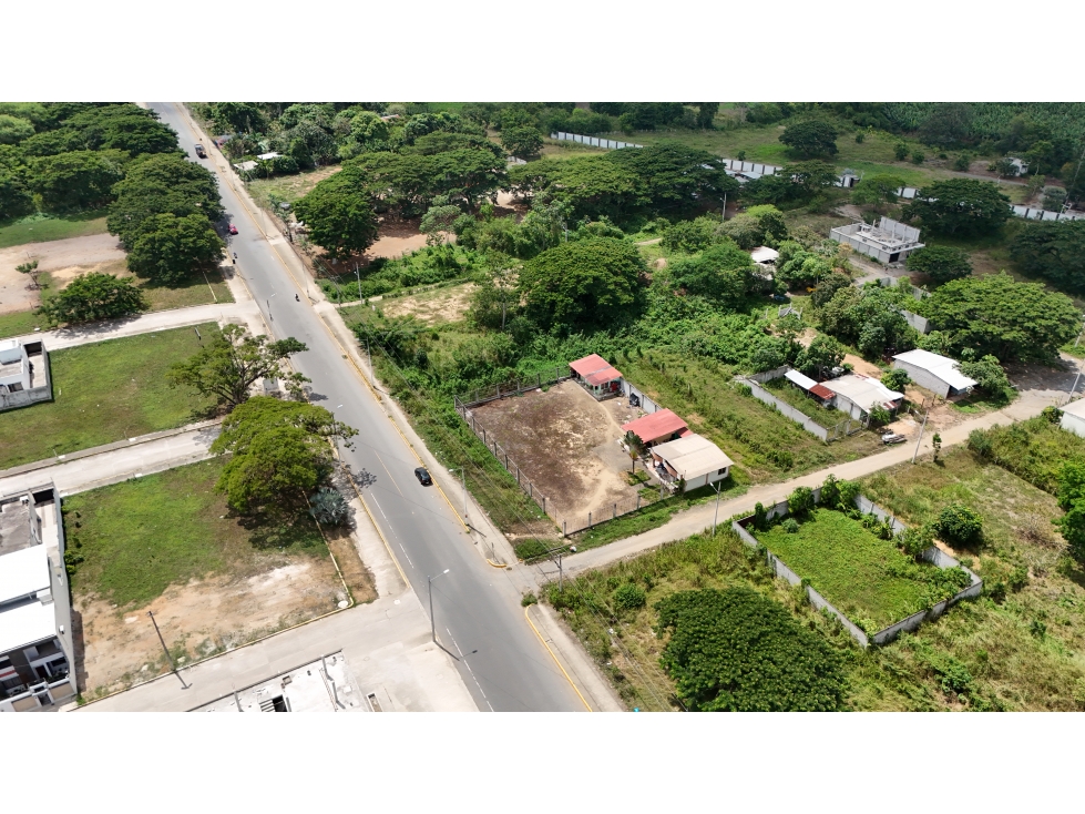 Santa Rosa, El Oro, Venta terreno de 1.200 m2 con construcción - 3