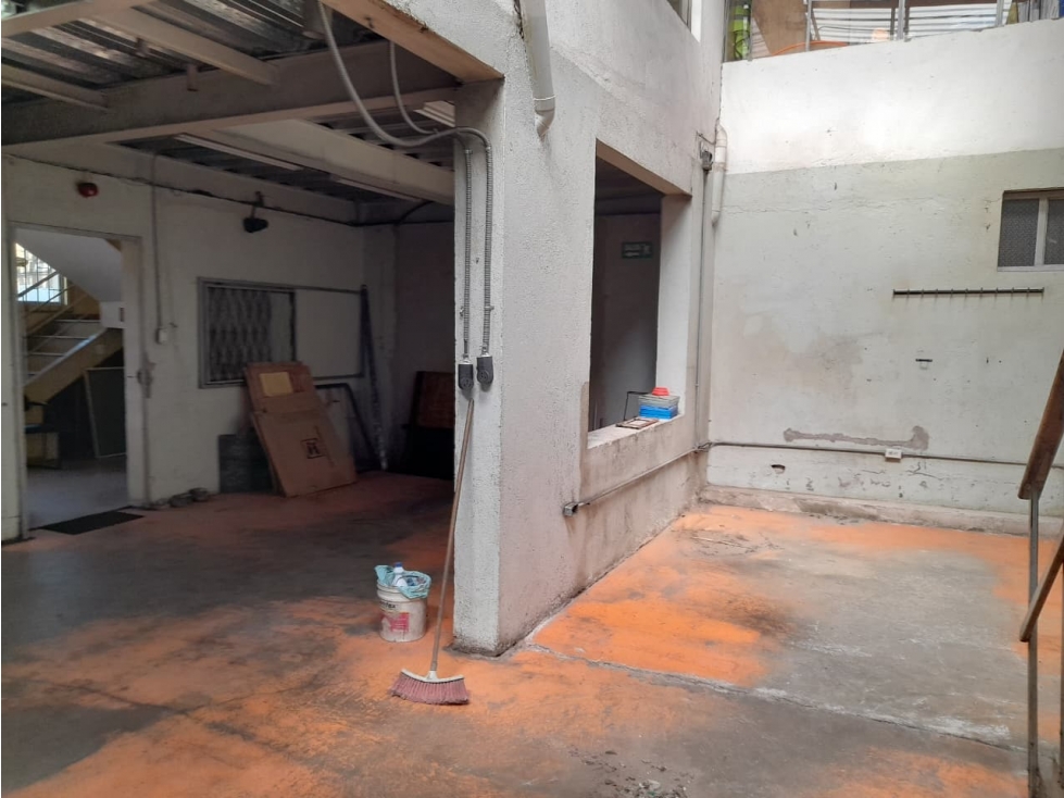 Cotocollao, Local comercial en renta,154m2, 4 ambientes - 2