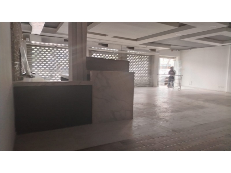 Urdesa, Local Comercial en Renta, 228m2 - 2
