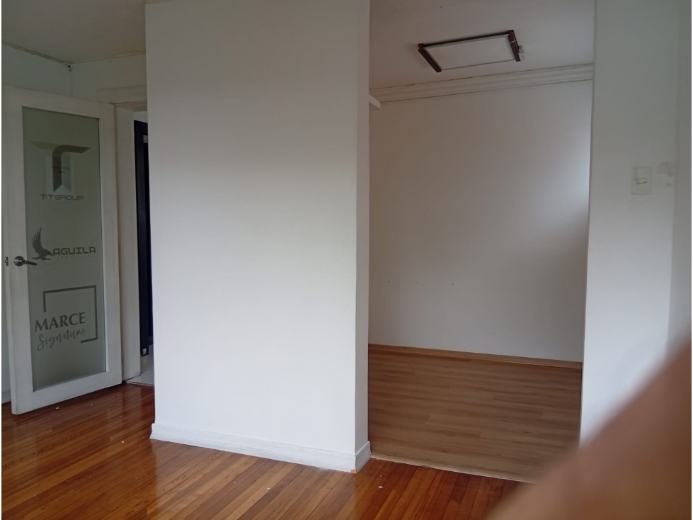 Gonzales Suarez, Casa Comercial Renta 350 m" — foto 6