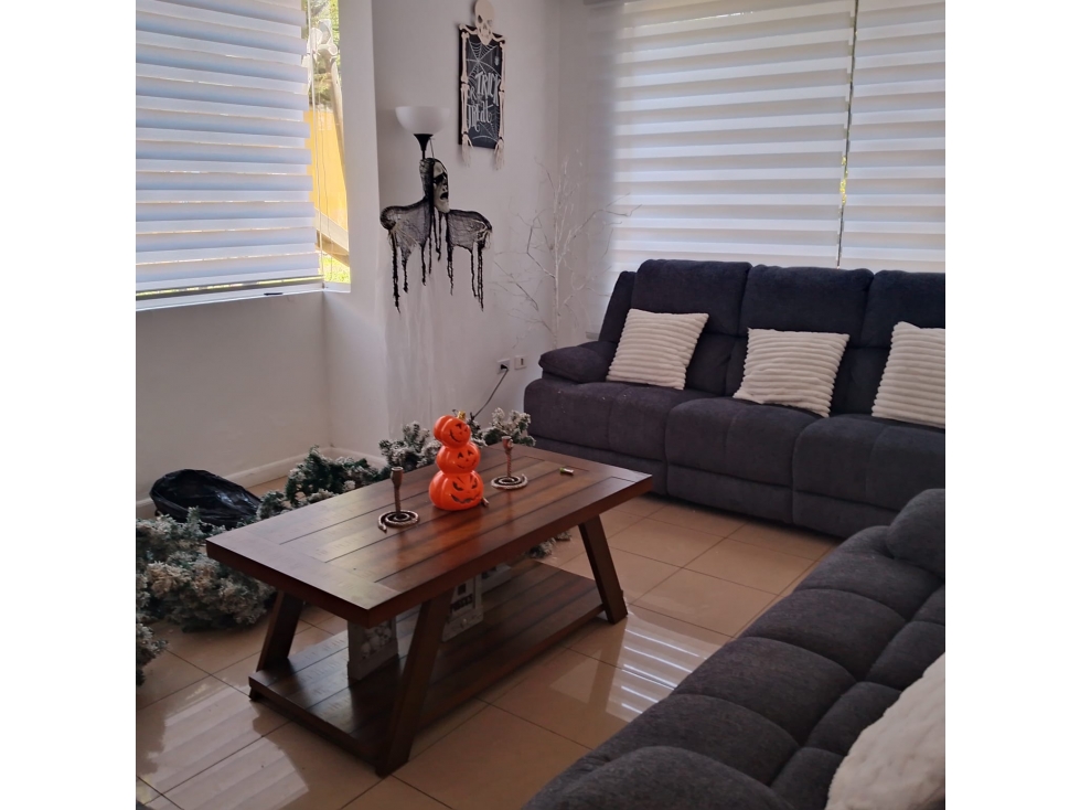Conocoto , Casa en Venta, 256m2, 5 Habitaciones — foto 4