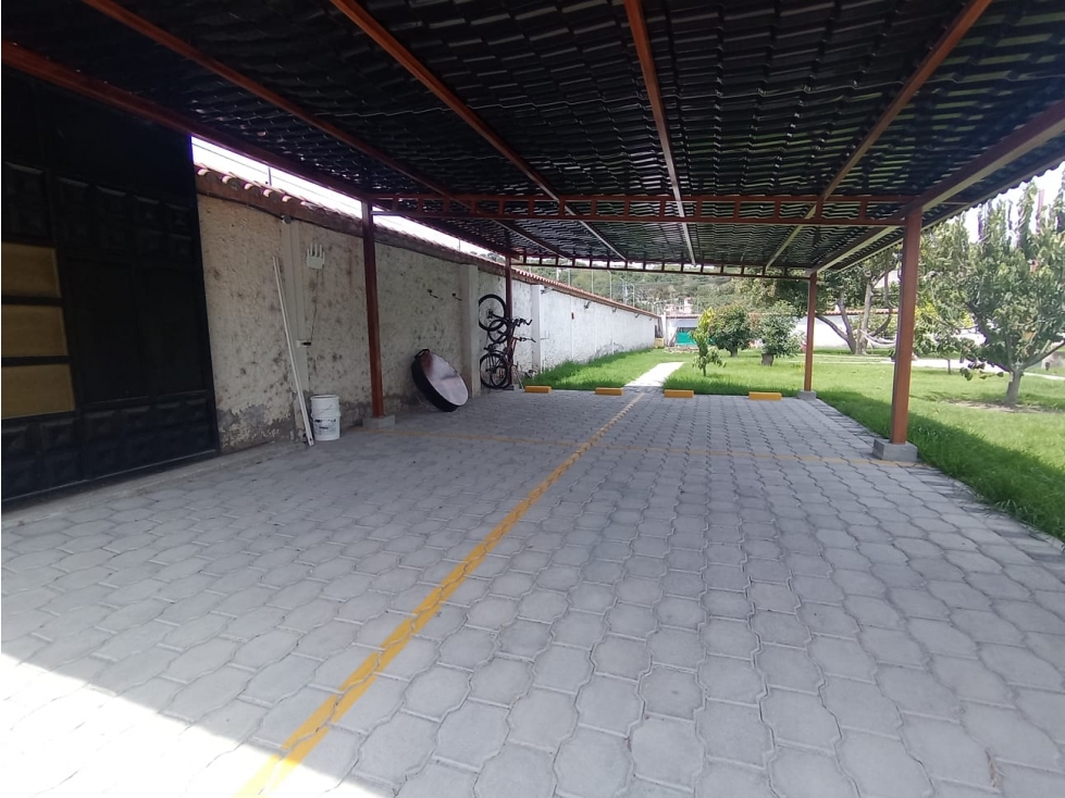 Guayllabamba, Casa Comercial en Renta, 300m2 - 2