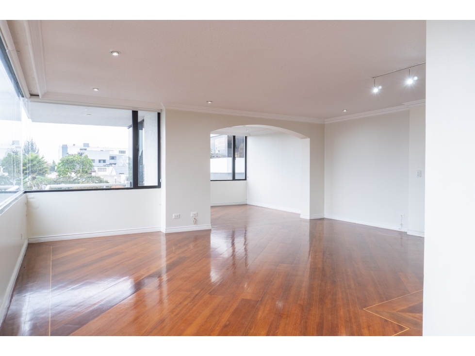 Quito Tenis, Departamento en Venta, 260m2, 3 Habitaciones