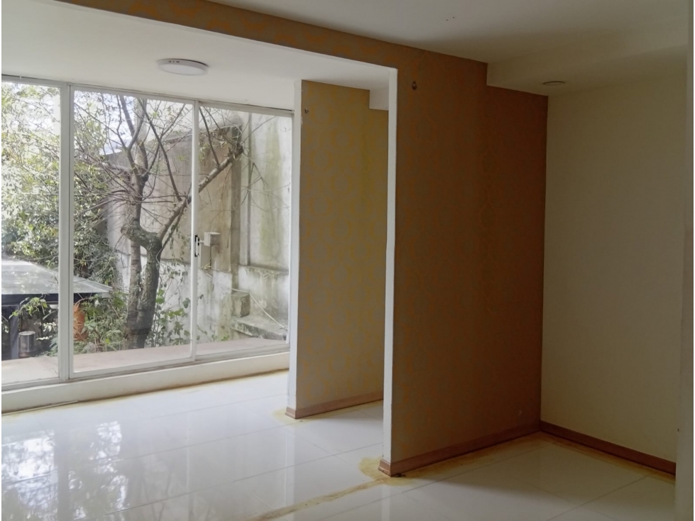 Gonzales Suarez, Casa Comercial Renta 350 m" — foto 5
