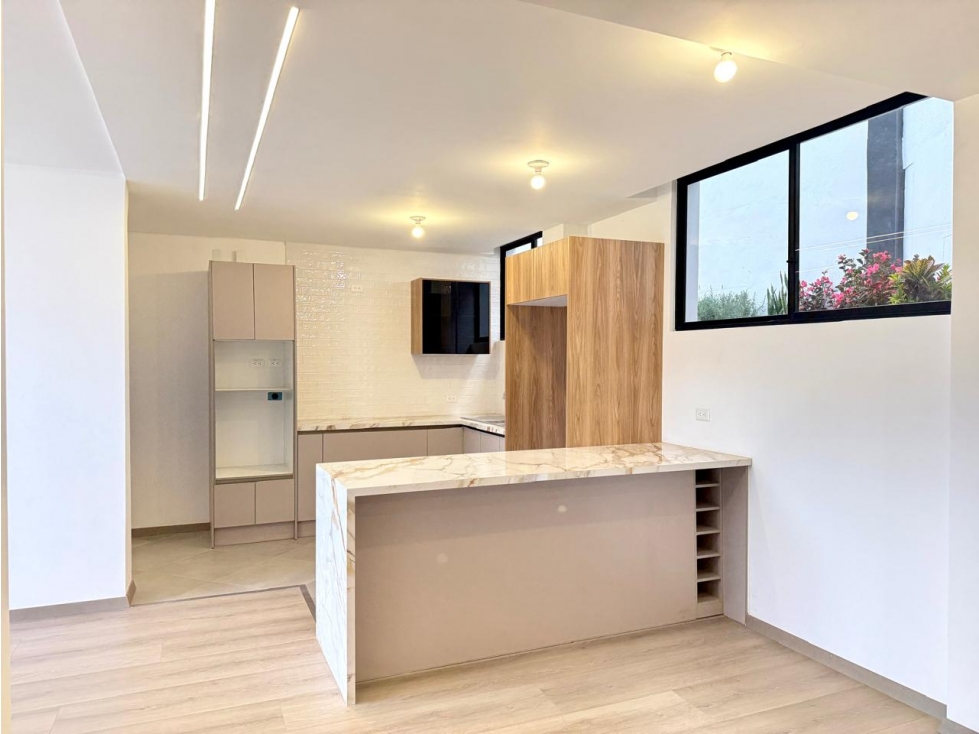 Ponceano Venta departamento 3 dormit., Patio, 2 parqueaderos, 123 m2 — foto 6