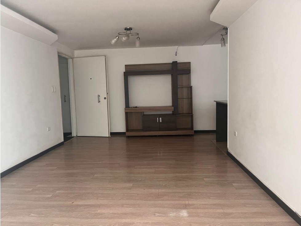 Ponceano, Departamento en Venta, 2 Habitaciones, cerca al colegio ISM — foto 2