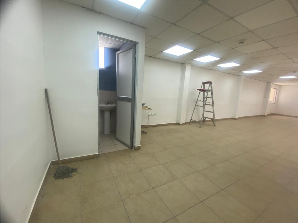 Eloy Alfaro, Galpón en Renta@, 775m2, 2 Ambientes — foto 4