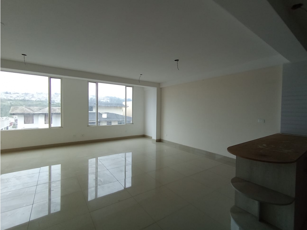 Pusuqui, Departamento en Venta, 121m2, 3 Habitaciones