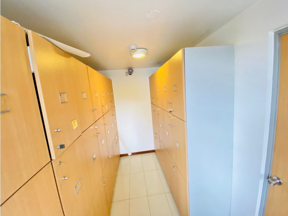 Iñaquito, Oficina en Venta, 139m2, 8 Ambientes — foto 6