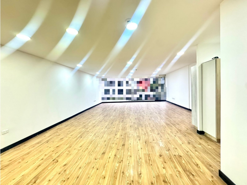 República de El Salvador, Hermosa Oficina en Venta, 115m2 - 5