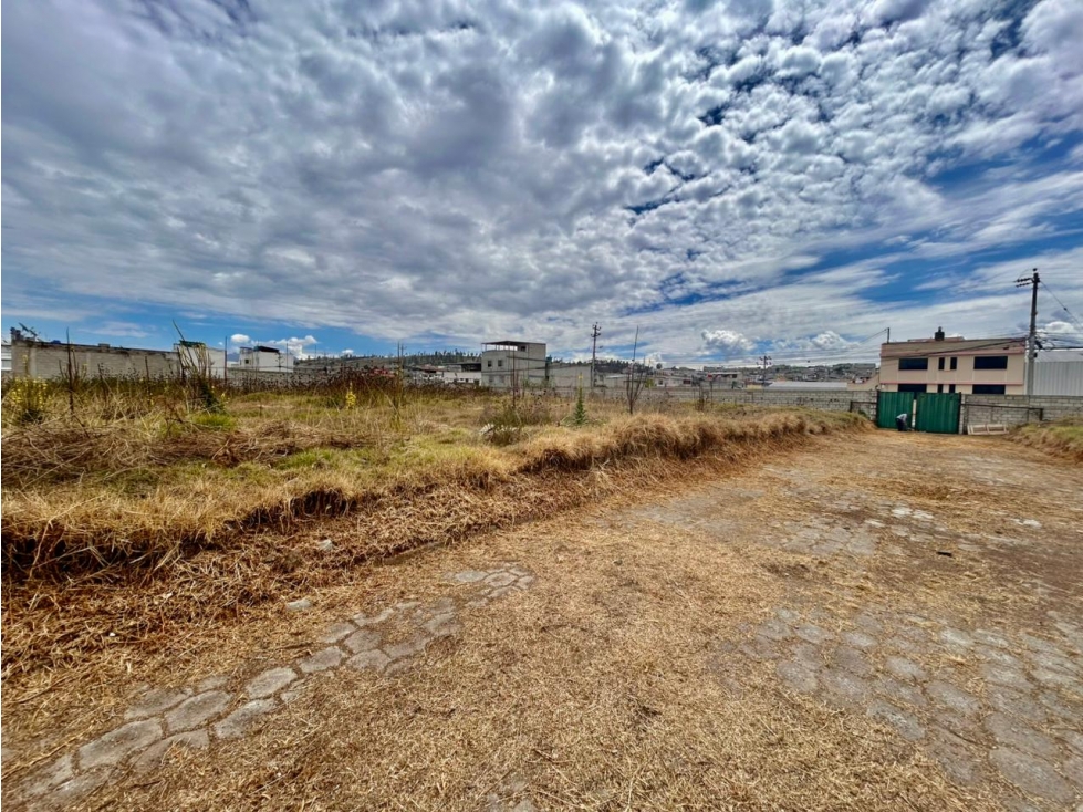 Calderón Marianitas , De Oportunidad Terreno en Venta, 667m2