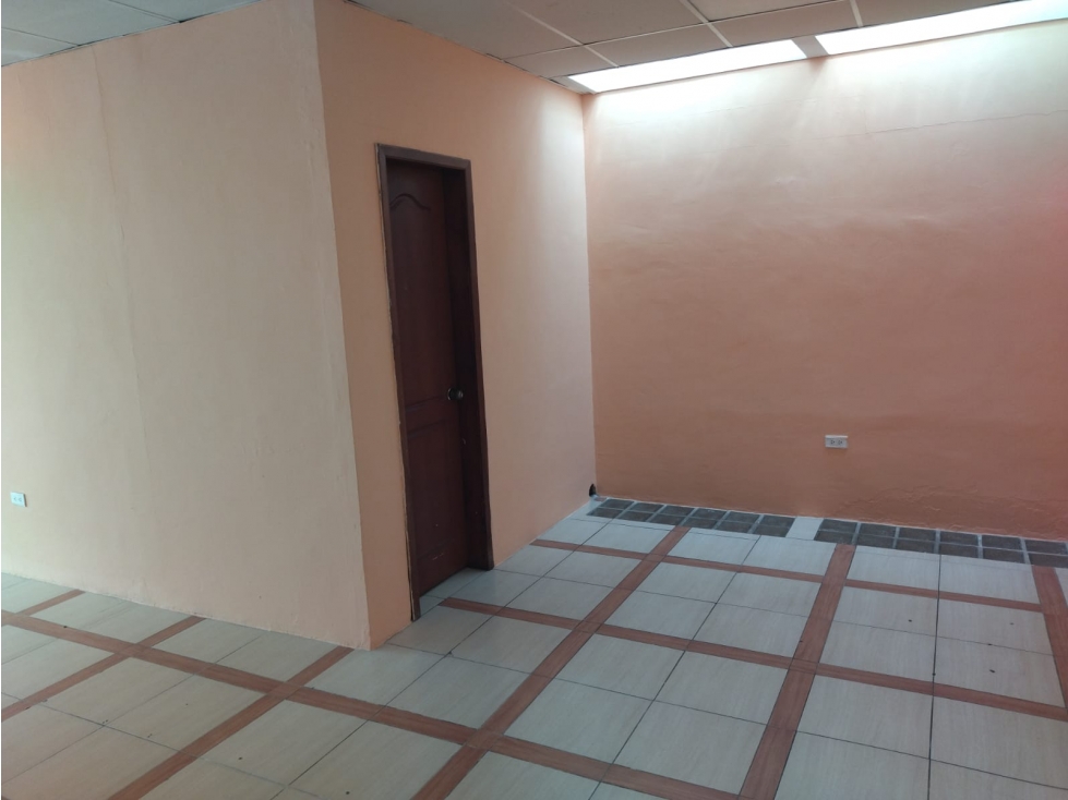 San Antonio de Pichincha, Edificio Comercial mas casa Venta, 533.30m2 — foto 4