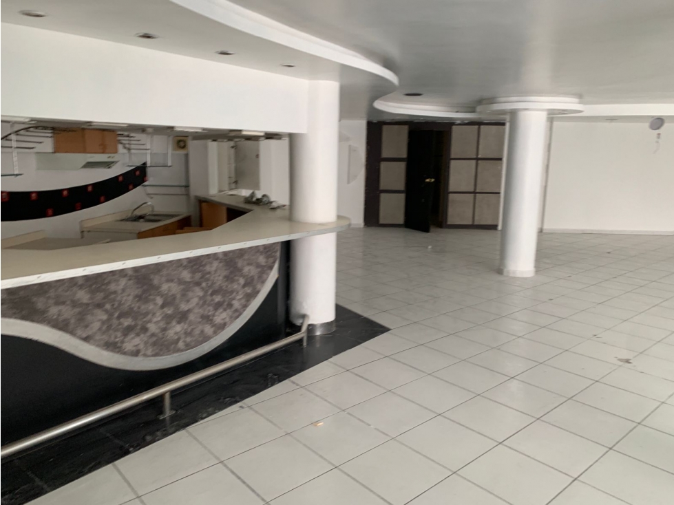 Mariana de Jesús, Local Comercial en Renta, 200m2
