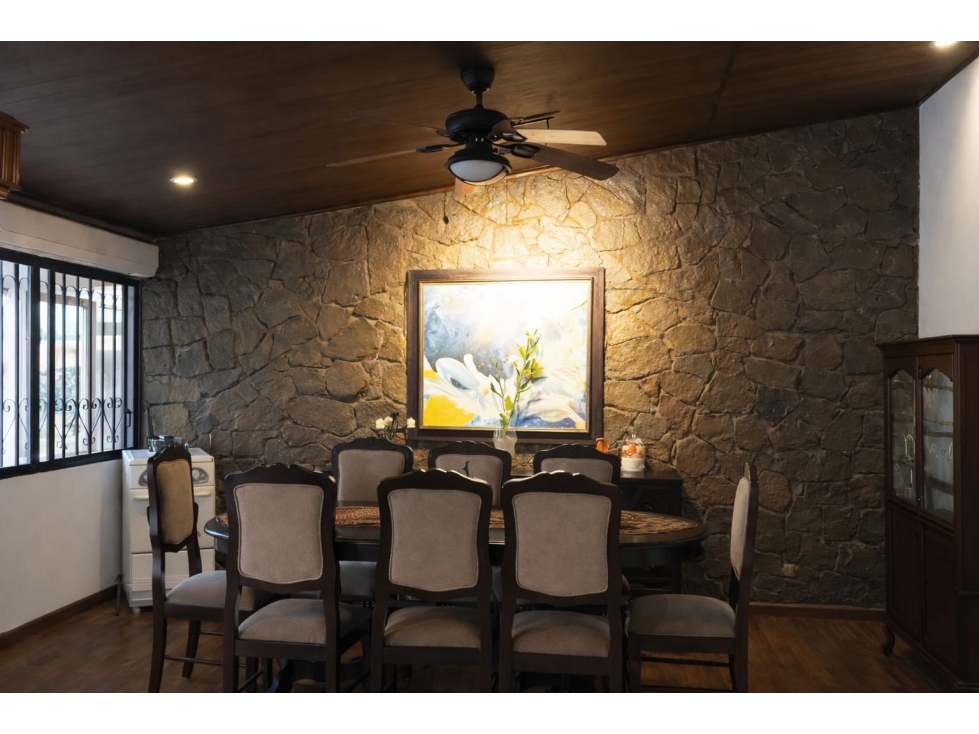 Miraflores, Casa en Venta, 229m2