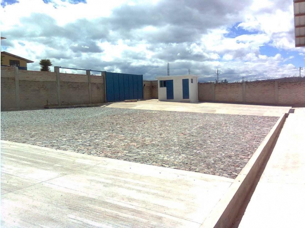 Calderón, De Oportunidad Bodega en Renta, 560m2 - 4