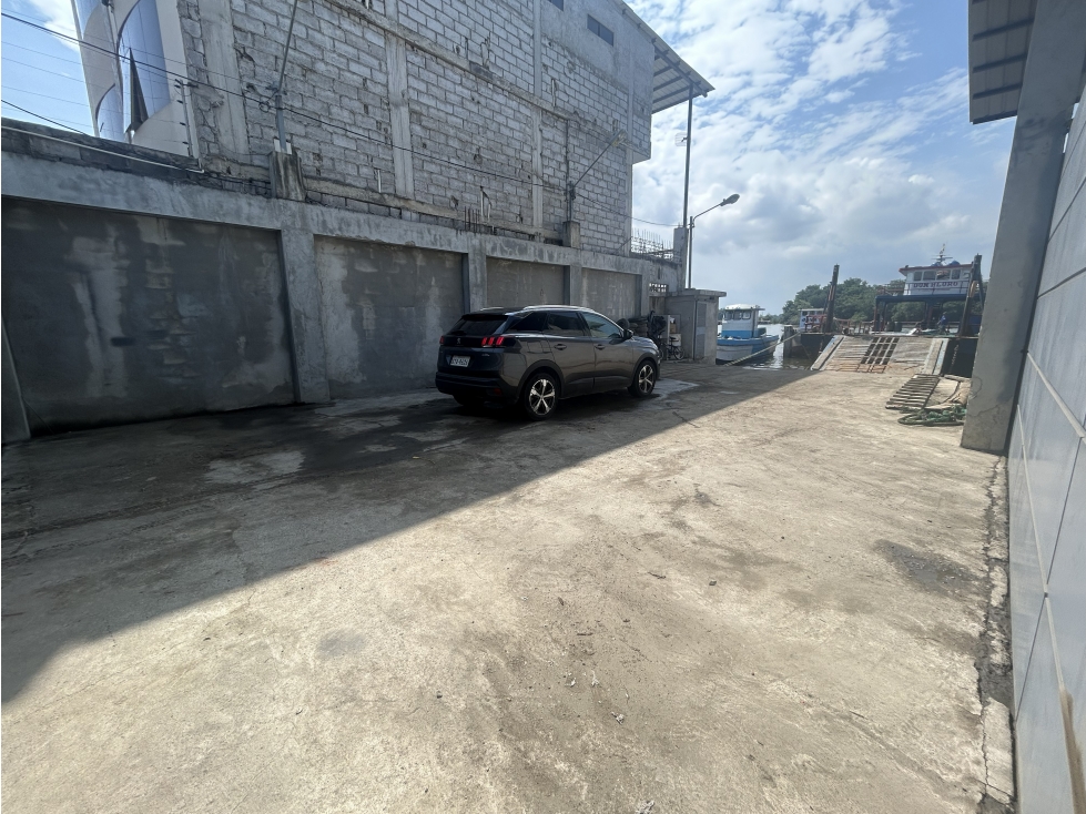 Puerto Bolívar, Machala, El Oro, Venta Galpón con muelle 1002 m2 - 3