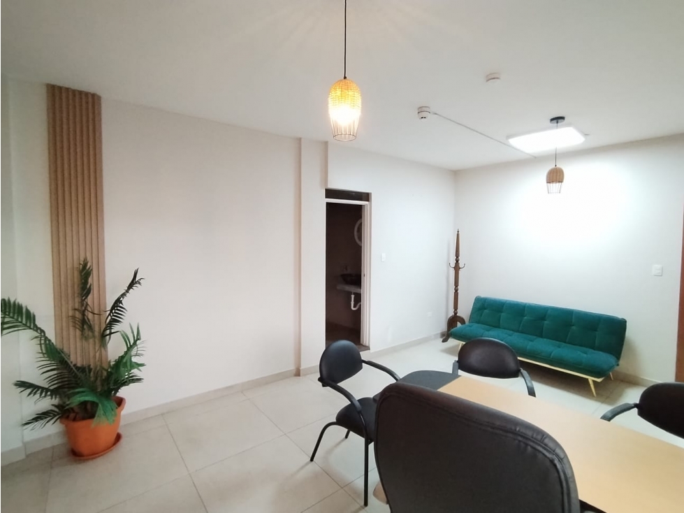 La Primavera, De Oportunidad Oficina sin muebles en Renta, con 143m2 — foto 4