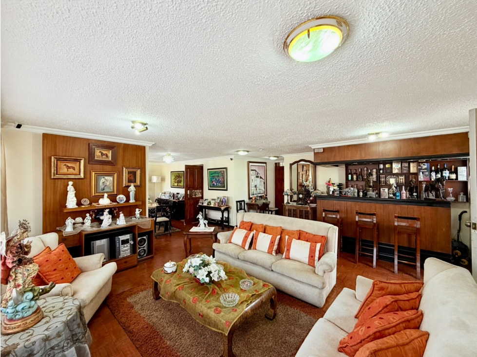 Iñaquito, Departamento Duplex en Venta, 324.95m2, 6 habitaciones — foto 3