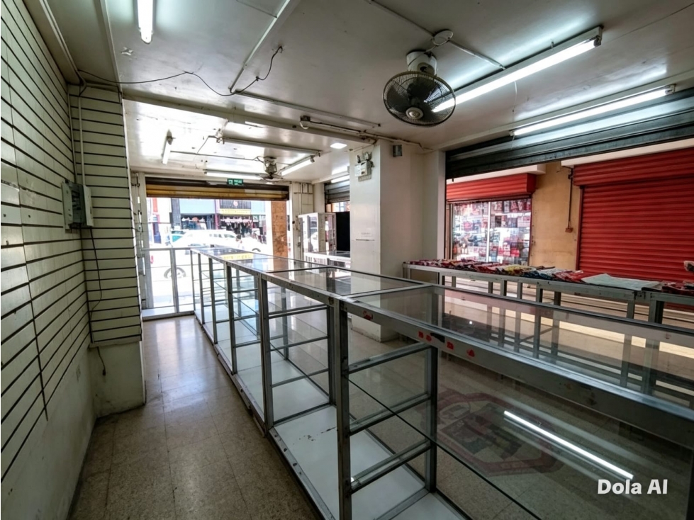 Centro de Guayaquil, Local en renta de 95m2 , en zona estratégica - 4