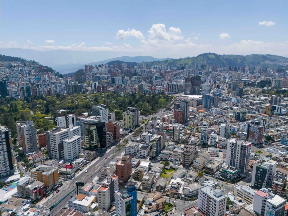 Rumipamba, Terreno en Venta, 1.070m2, Cos 1120%, 12 Pisos — foto 5