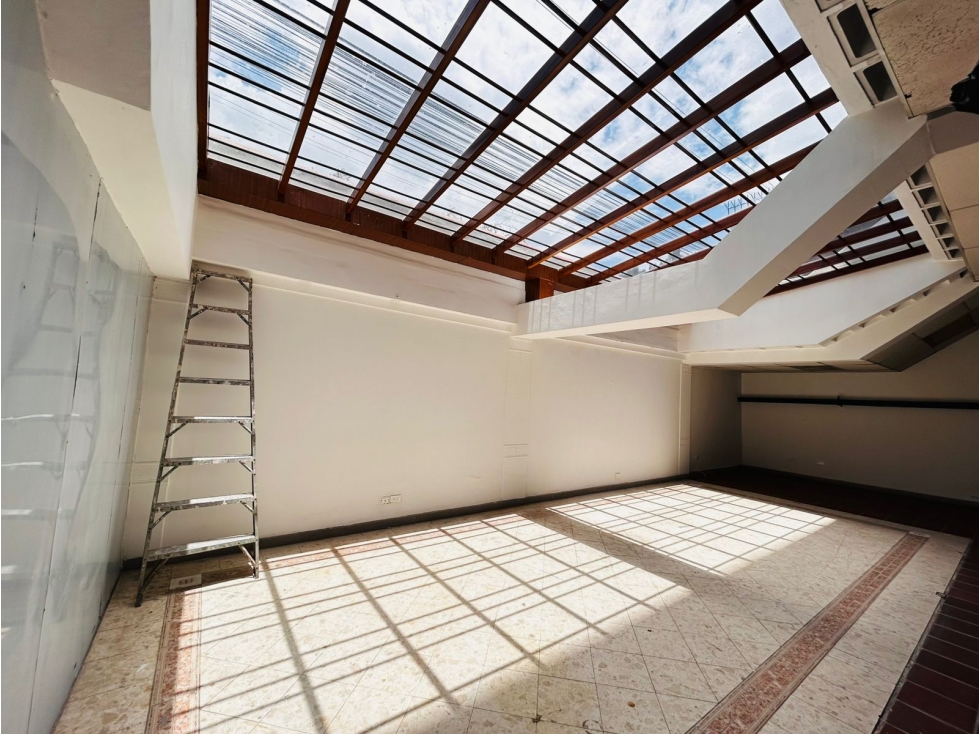 Jipijapa, De Oportunidad Bodega en Renta, 420m2 - 5