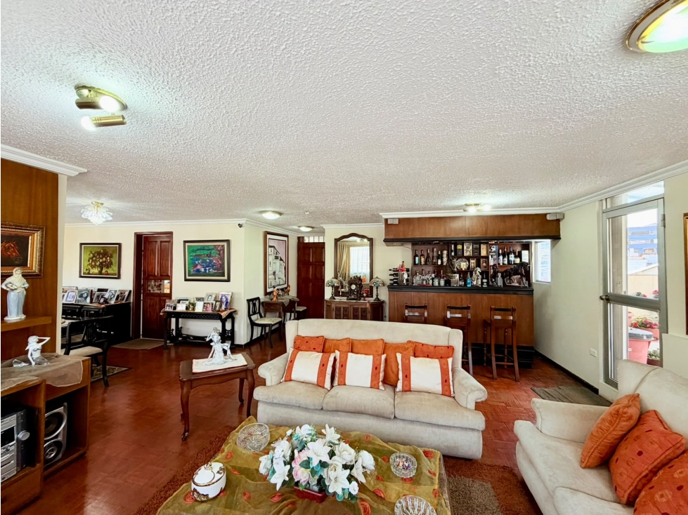 Iñaquito, Departamento Duplex en Venta, 324.95m2, 6 habitaciones — foto 4