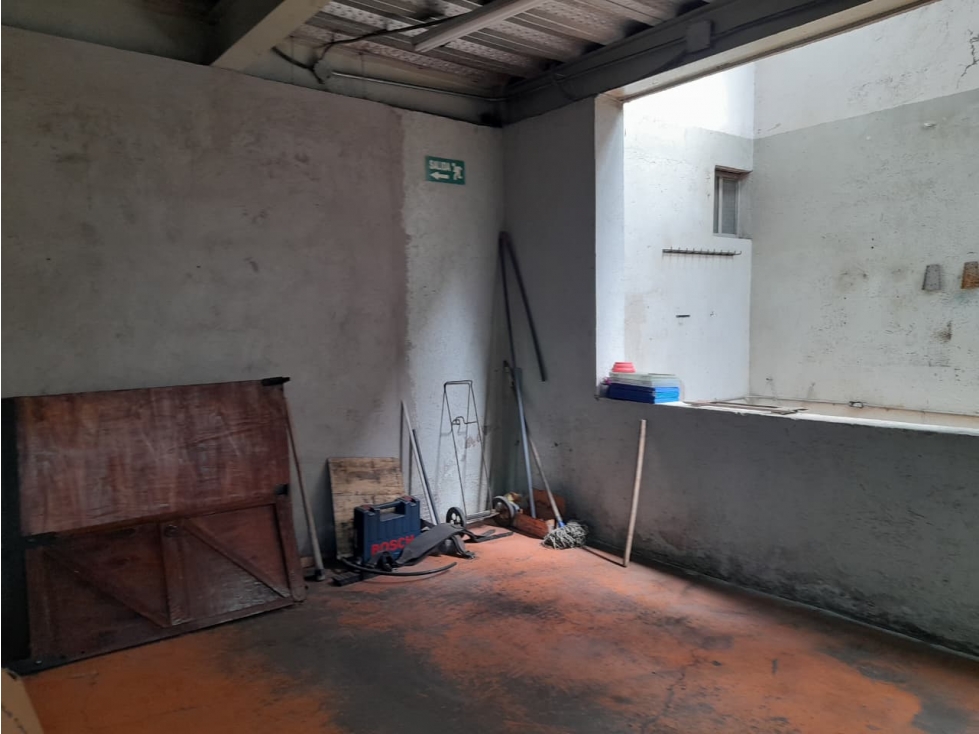 Cotocollao, Local comercial en renta,154m2, 4 ambientes - 4