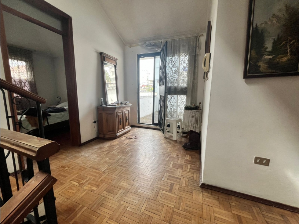 Cotocollao, Casa en Venta, 195m2, 4 Habitaciones — foto 5