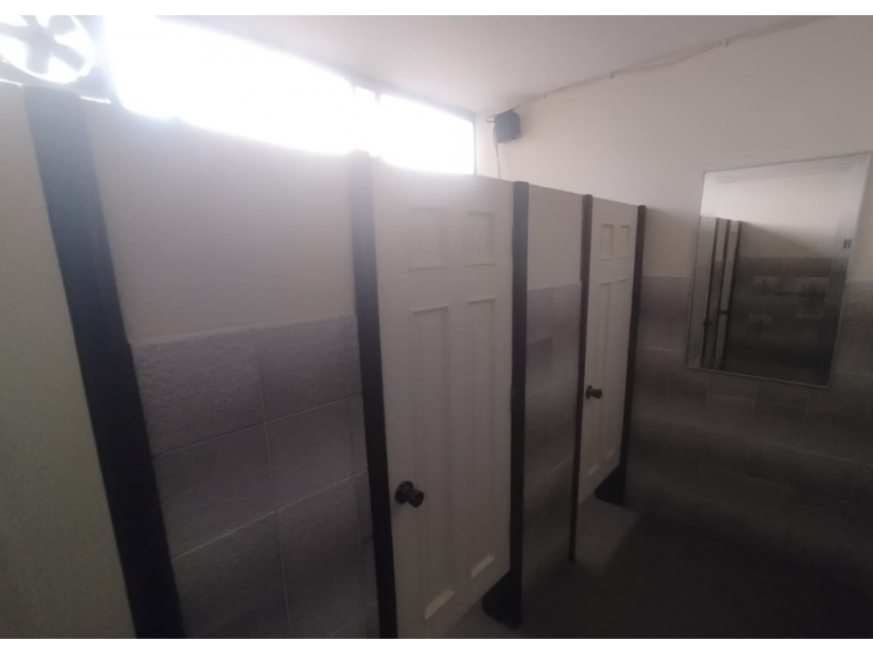 Garzota, De Oportunidad Oficina en Renta, 400m2 - 5