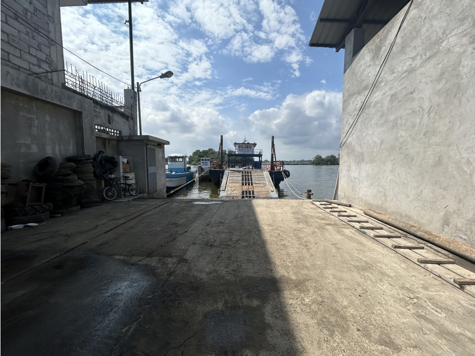 Puerto Bolívar, Machala, El Oro, Venta Galpón con muelle 1002 m2 - 5