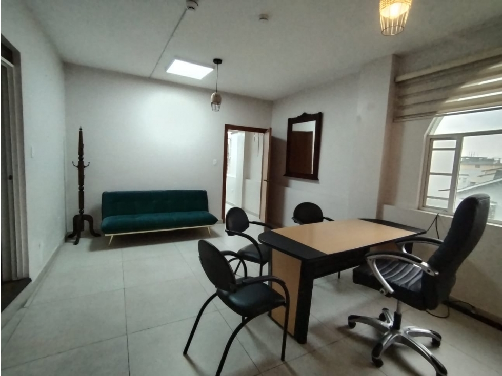 La Primavera, De Oportunidad Oficina sin muebles en Renta, con 143m2 — foto 5
