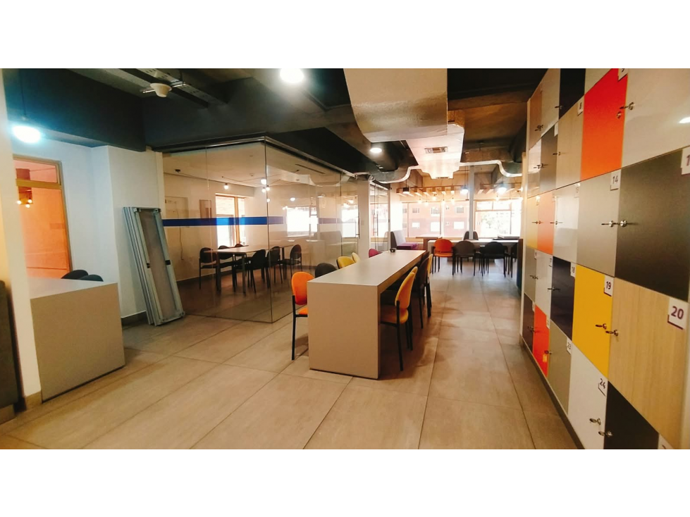 República De El Salvador, oficina comercial en renta, 305.36M2 — foto 5