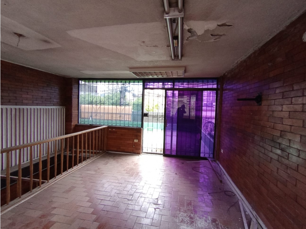 La Mariscal, Local Comercial en Renta, 120m2, 3 Ambientes - 1