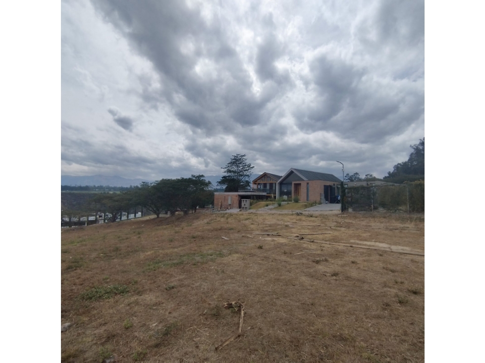 Tumbaco, Terreno en Venta, 470m2 - 6