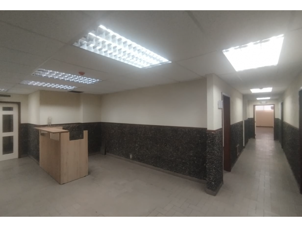 Garzota, De Oportunidad Oficina en Renta, 400m2 - 6
