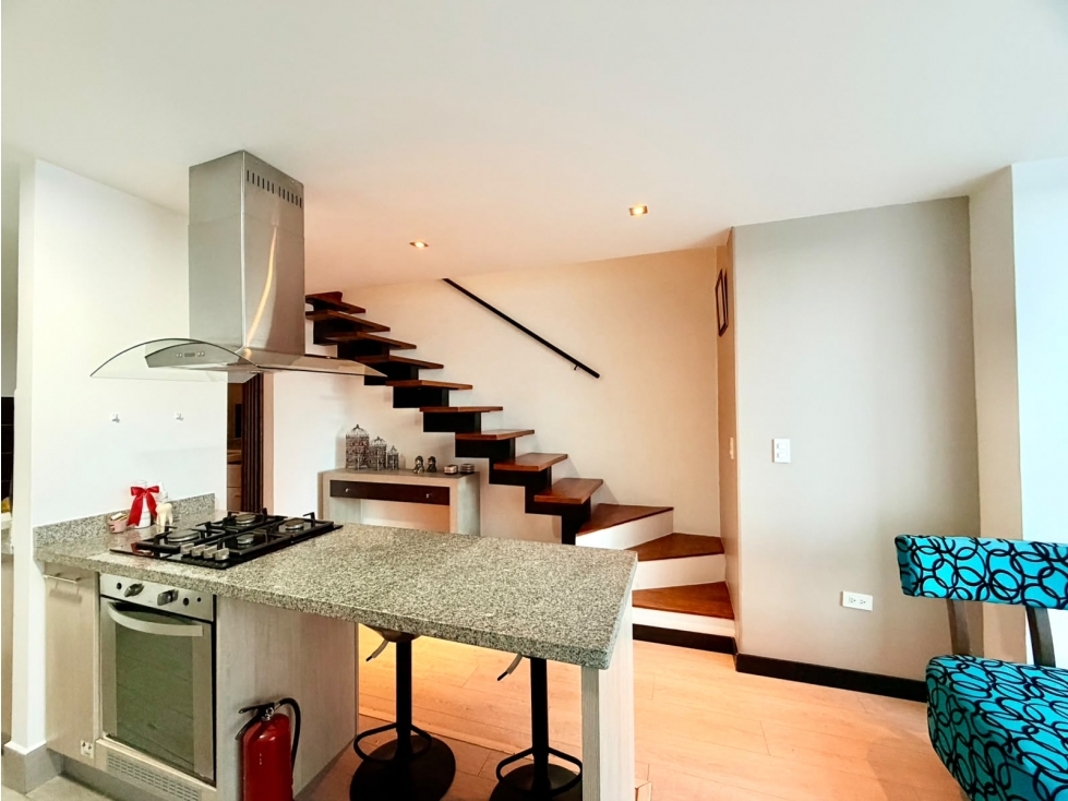 República de El Salvador, Loft Amoblada, 61m2, 1 Habitación. — foto 6