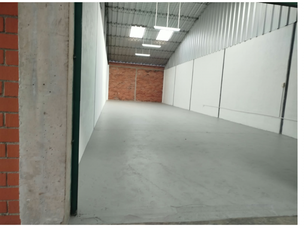 El Condado, Bodega en Renta 116m2 con guardiania privada - 6