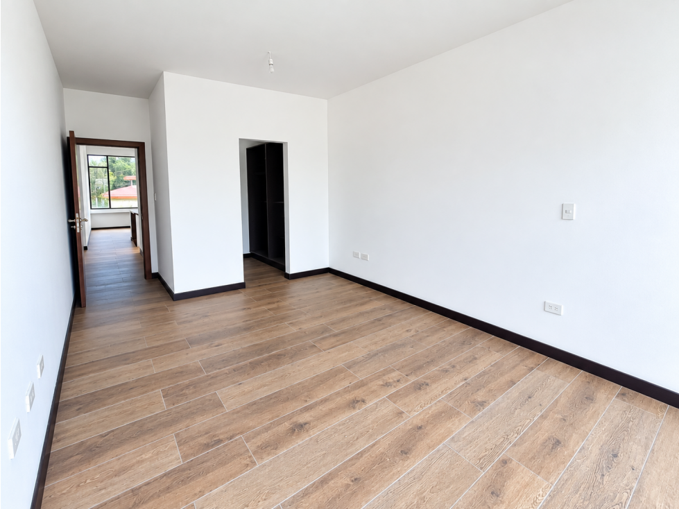 CUMBAYA VENDO CASA 250M2, 3 HABITACIONES, 2 PARQUEADEROS - 4