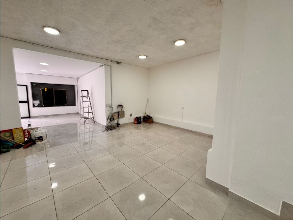 BATÁN, LOCAL EN RENTA, 120 M2 - 4