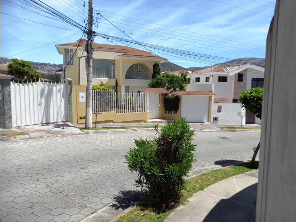 Ponceano, Hermosa Casa en Venta, 256.30m2