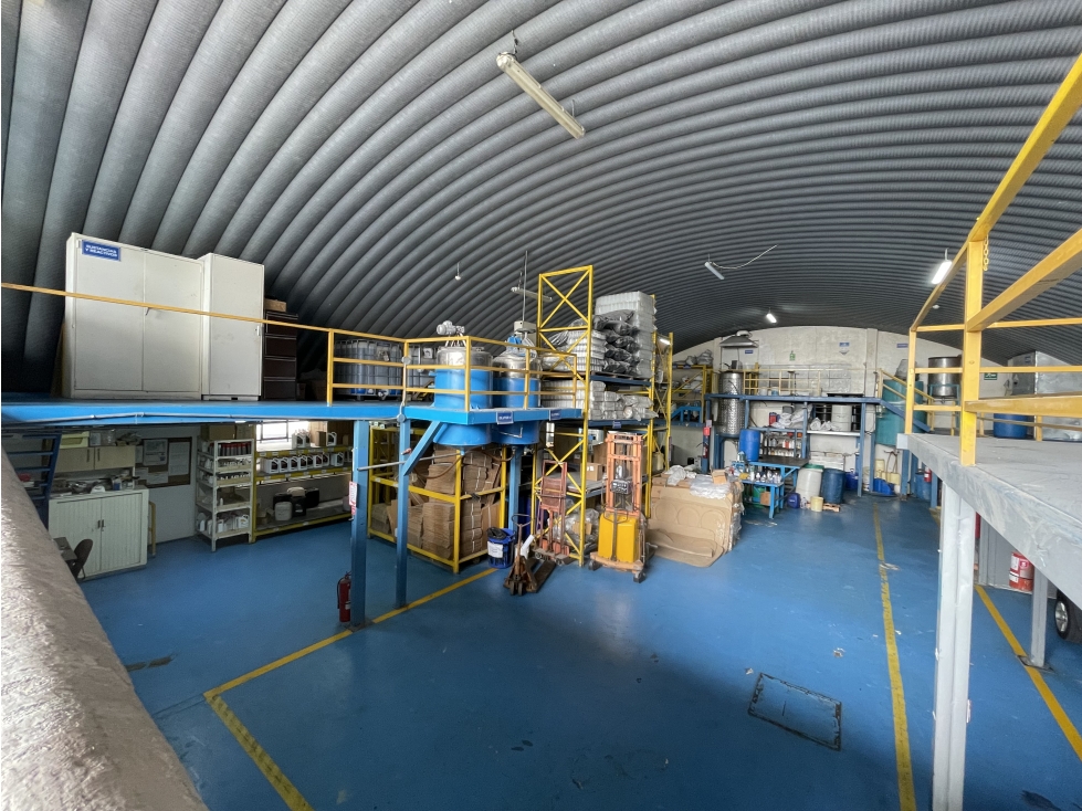 La Cristiania, Los Arupos, Galpón en Venta, 480m2 4 oficinas y 3 baños - 5