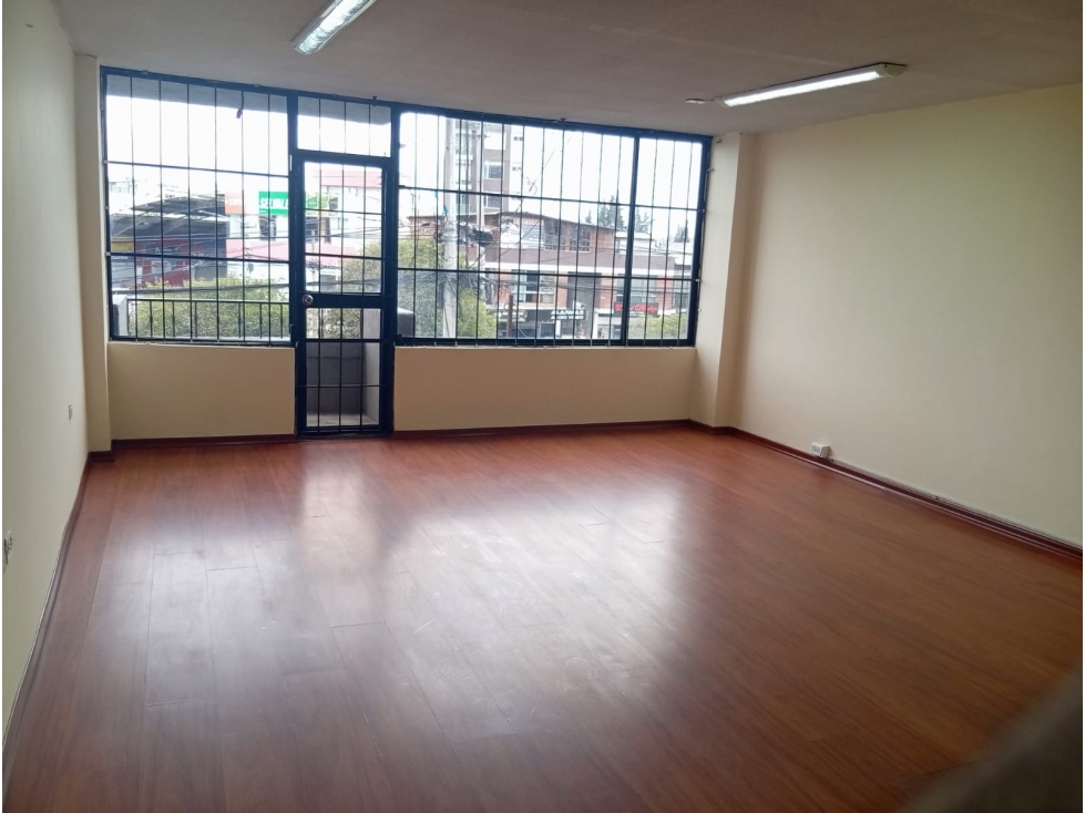 Rumipamba, Oficina en Renta, 45m2 - 2