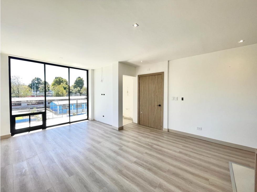La Kennedy, Hermoso Departamento en Venta, 80m2