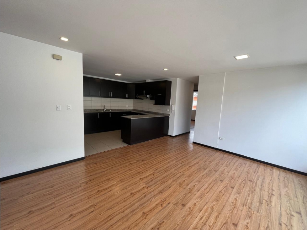 Pinar Bajo, Departamento en Venta 2 dormitorios, 2 parqueaderos, 73 M2 — foto 3